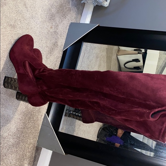 NEVER Worn over the knee Boots - Picture 2 of 6